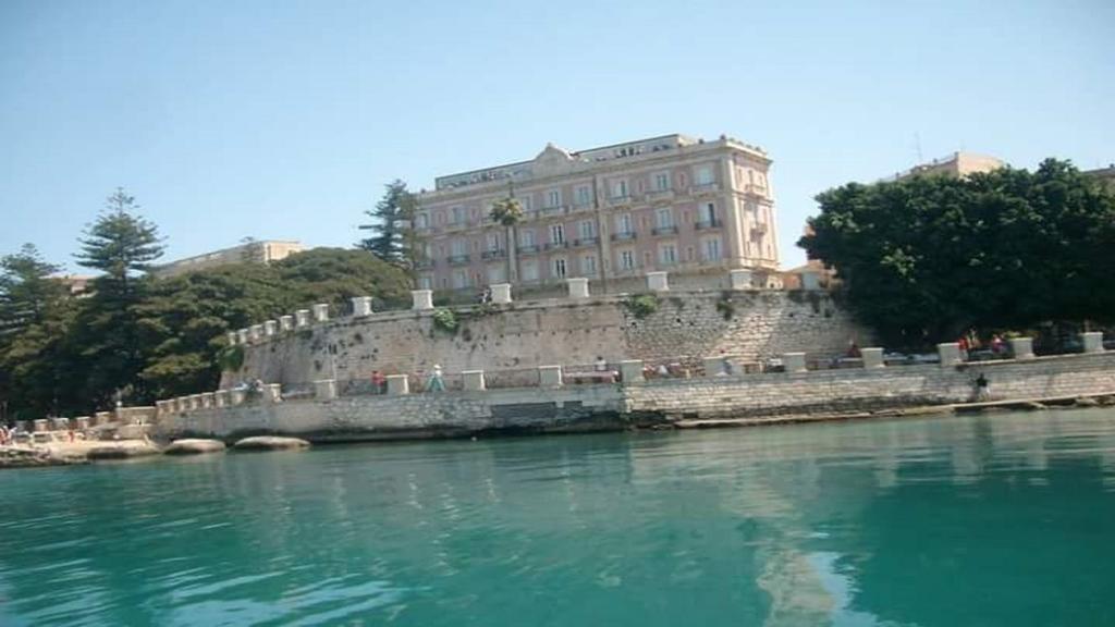 Lungomare Elio Vittorini Villa Syracuse Bagian luar foto