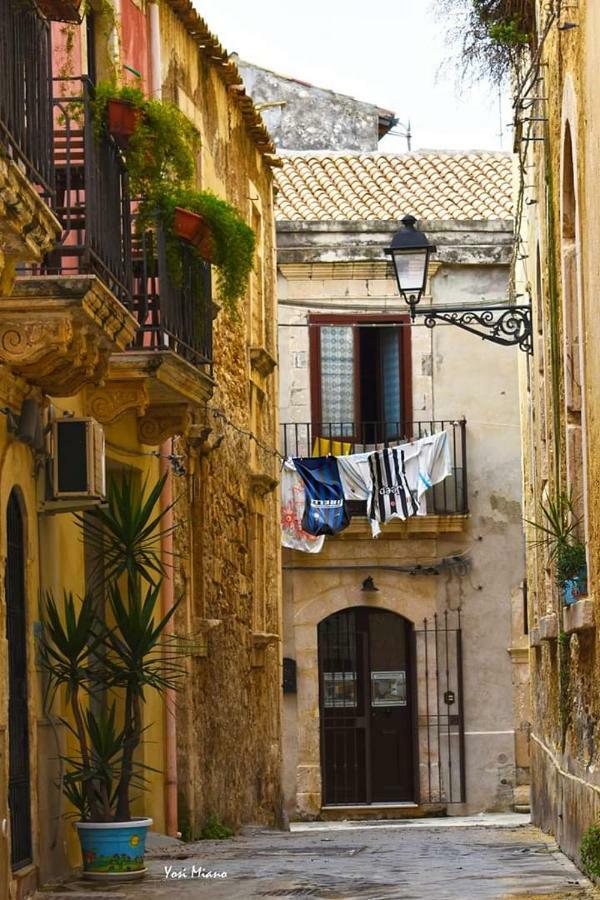 Lungomare Elio Vittorini Villa Syracuse Bagian luar foto