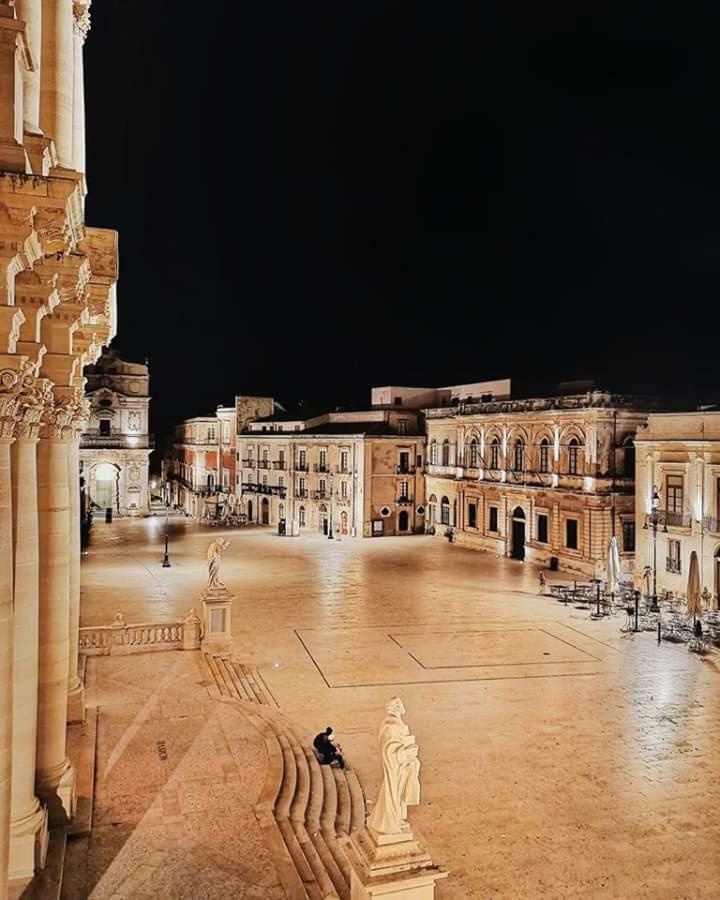 Lungomare Elio Vittorini Villa Syracuse Bagian luar foto